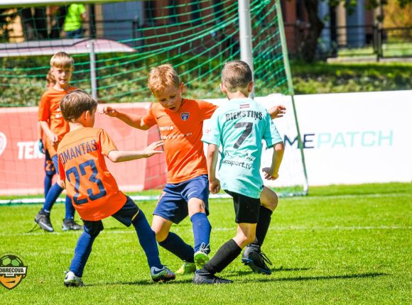 Futbola turnīrs DOBRECOVA CUP 2026