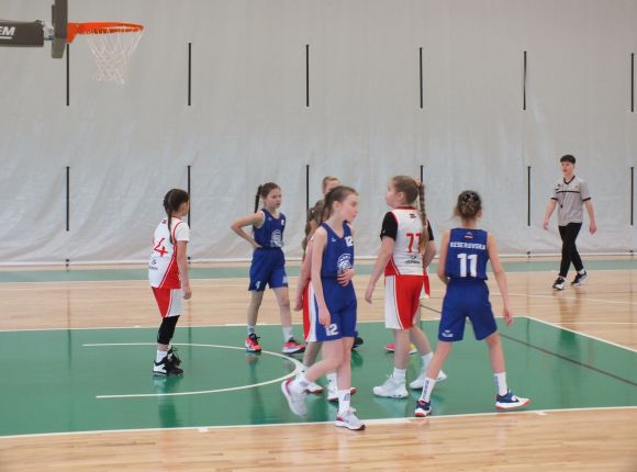 LJBL MINI Balcia kauss U10 vecuma grupām