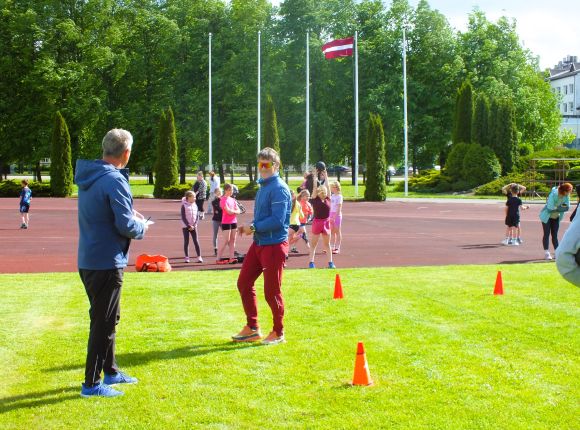 Pārcelšanas fiziskie kontrolnormatīvi vieglatlētikas audzēkņiem_25.05.2026.
