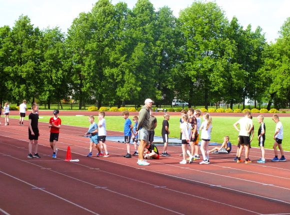Pārcelšanas fiziskie kontrolnormatīvi vieglatlētikas audzēkņiem_25.05.2026.