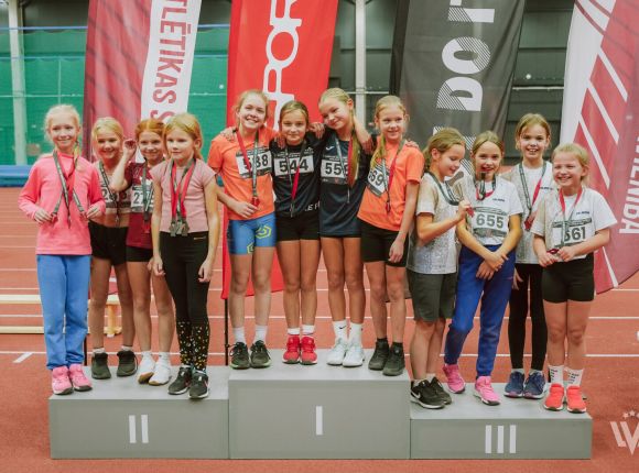 Sportland U10 un U12 sacensību mirkļi no LVS arhīva