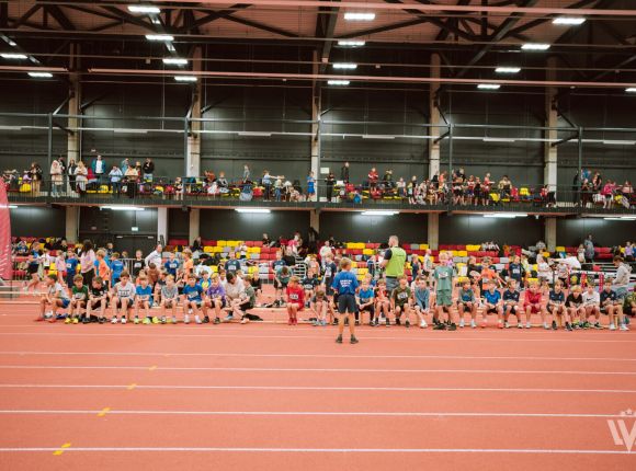 Sportland U10 un U12 sacensību mirkļi no LVS arhīva