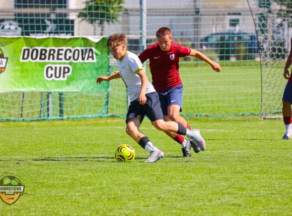 Futbola turnīrs DOBRECOVA CUP 2026