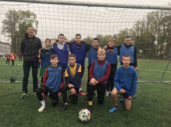 Futbols_02_10