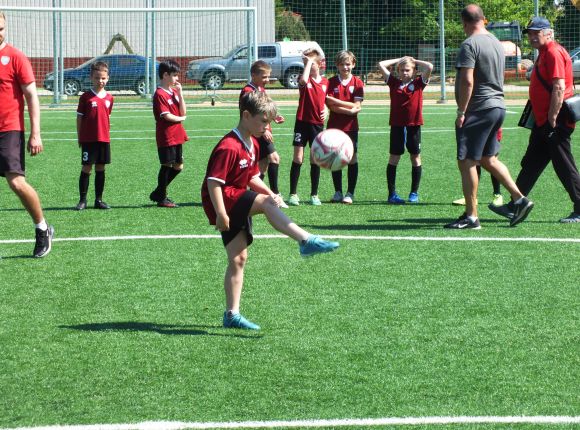 Kontrolnormatīvi futbola nodaļas audzēkņiem