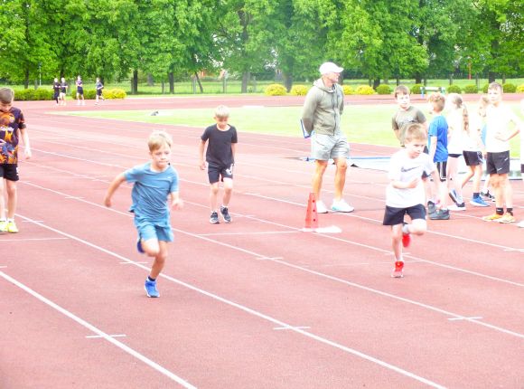 Pārcelšanas fiziskie kontrolnormatīvi vieglatlētikas audzēkņiem_25.05.2026.