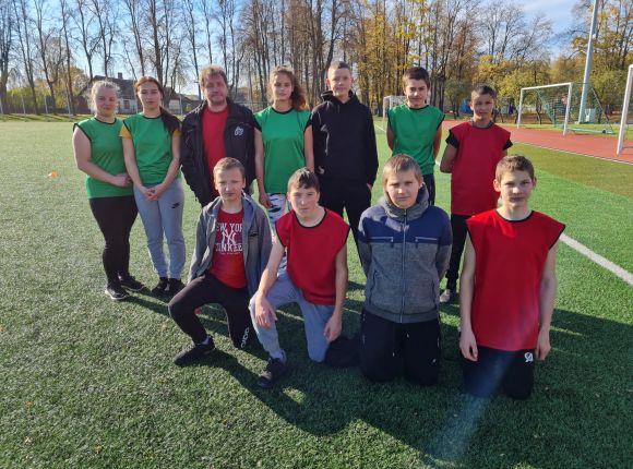 Skolu sports_futbols mazo skolu grupā_19.10.2021.