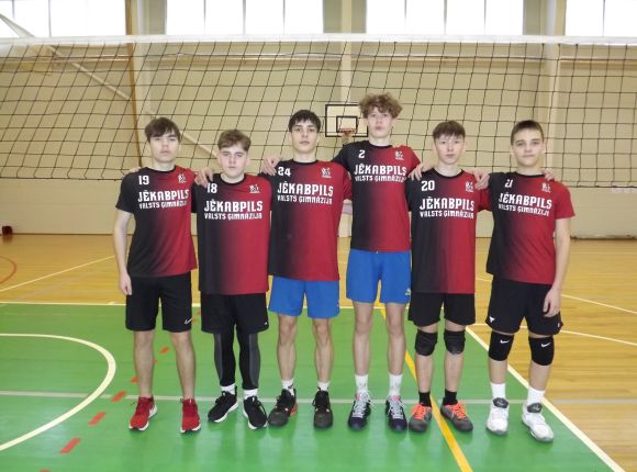 Jēkabpils Valsts ģimnāzijas uzvaras skolu volejbolā