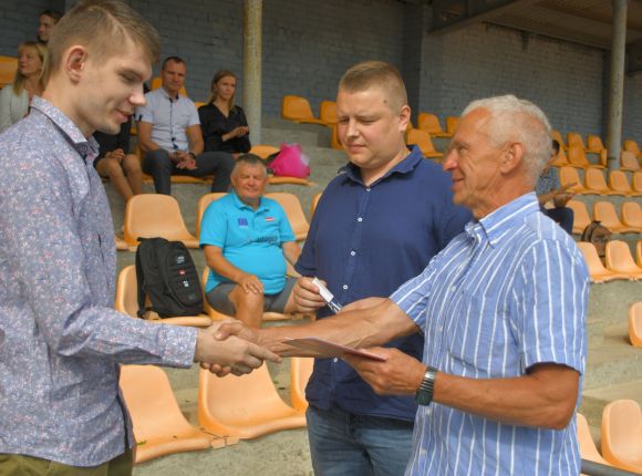 Izlaidums V20 programmas absolventiem (25.08.2022.)