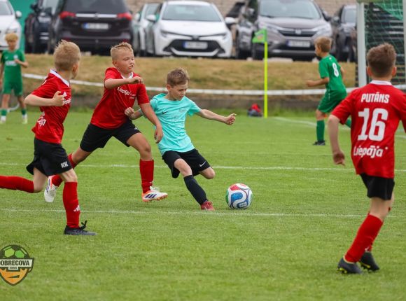 Futbola turnīrs DOBRECOVA CUP 2026