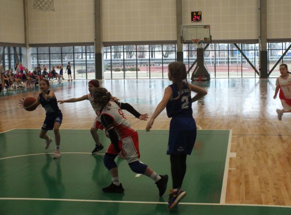LJBL MINI Balcia kauss U10 vecuma grupām