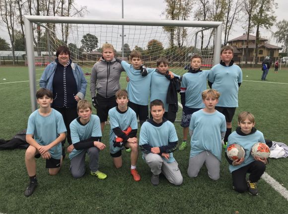 Uzvaras izcīna Jēkabpils 2.vidusskolas un Jēkabpils 3.vidusskolas futbolisti