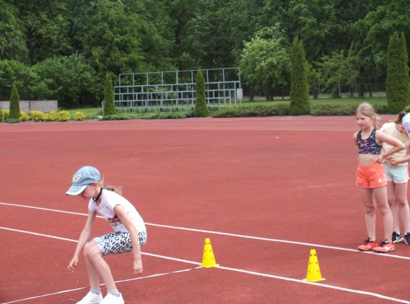Kontrolnormatīvi vieglatlētikas nodaļas audzēkņiem
