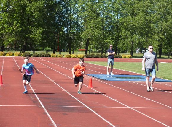 Pārcelšanas kontrolnormatīvu kārtošana volejbolā_21.05.2025.