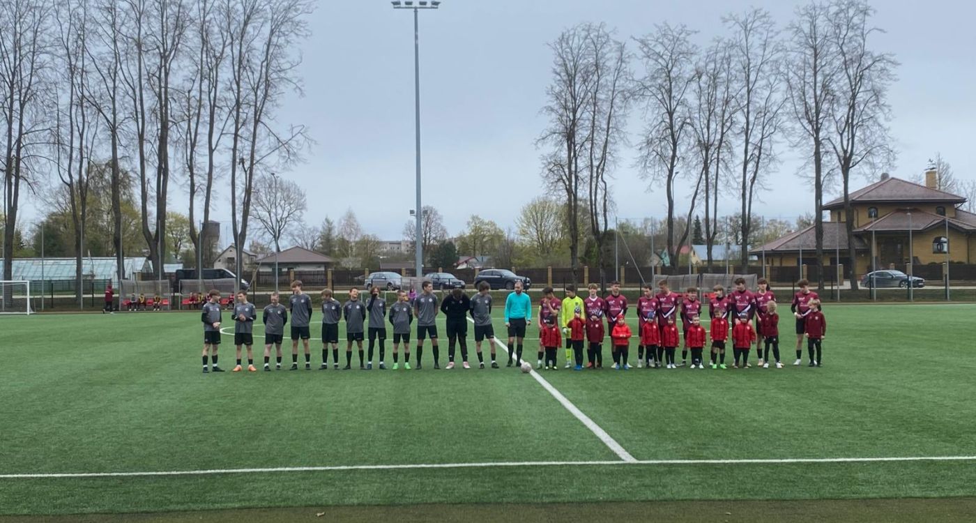 Futbolisti nedēļu aizvada mājas spēlēs