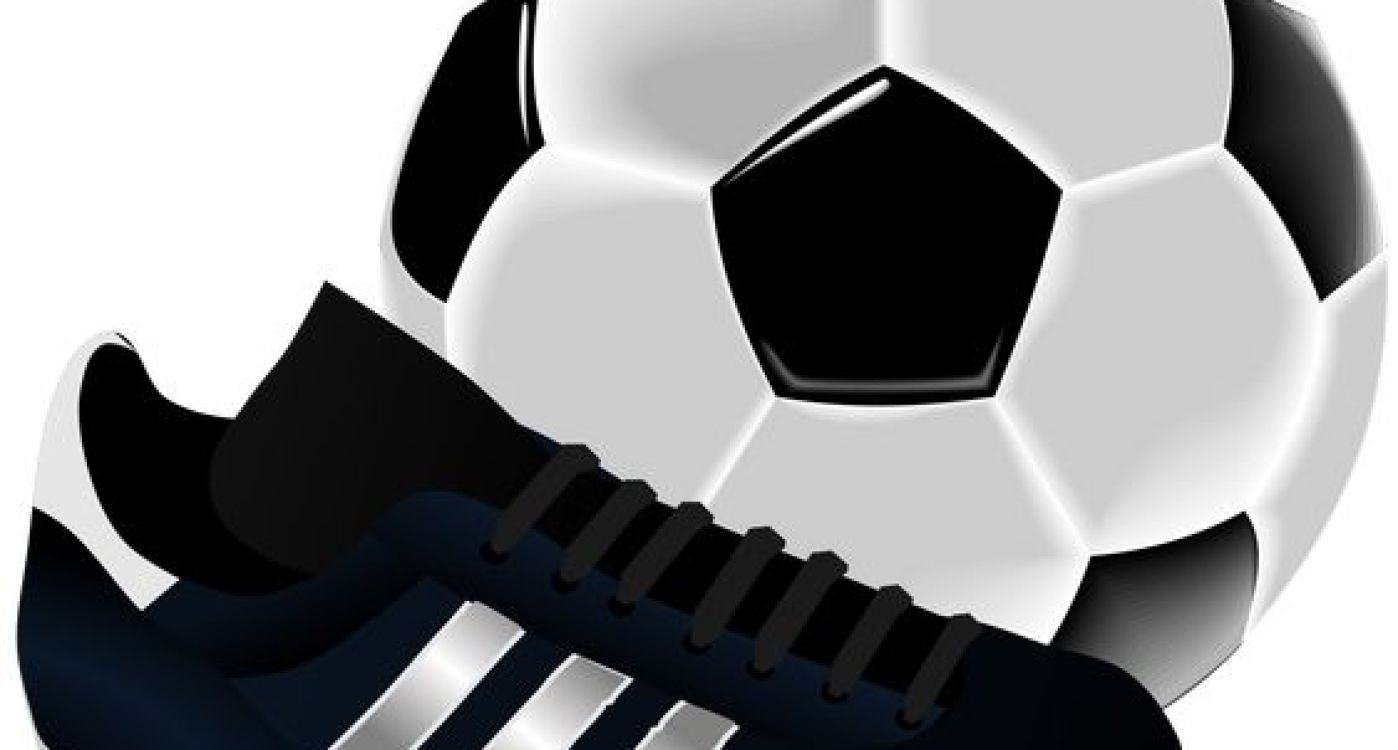 Futbolisti cītīgi iet uz priekšu