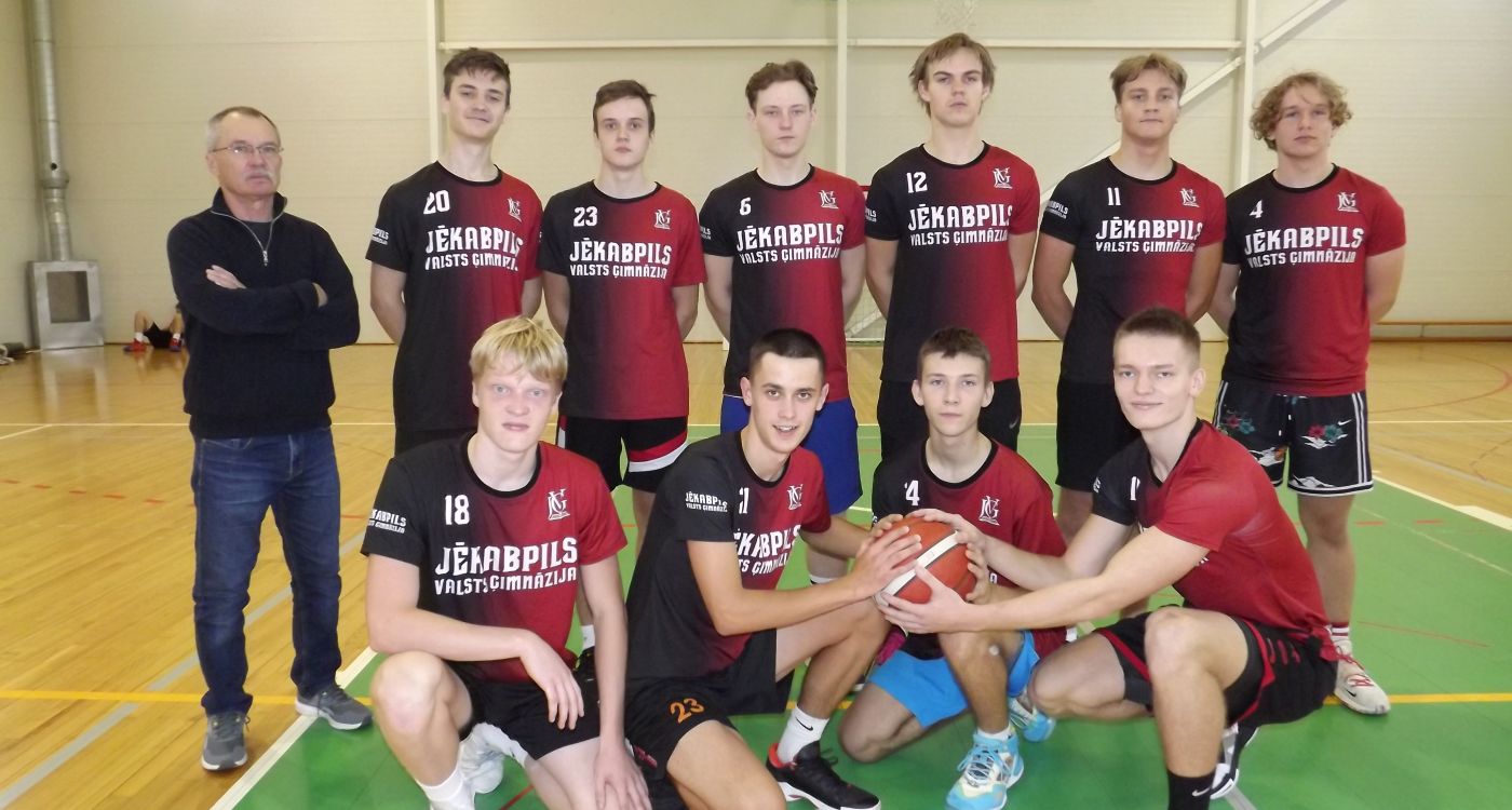Sākas skolu basketbols
