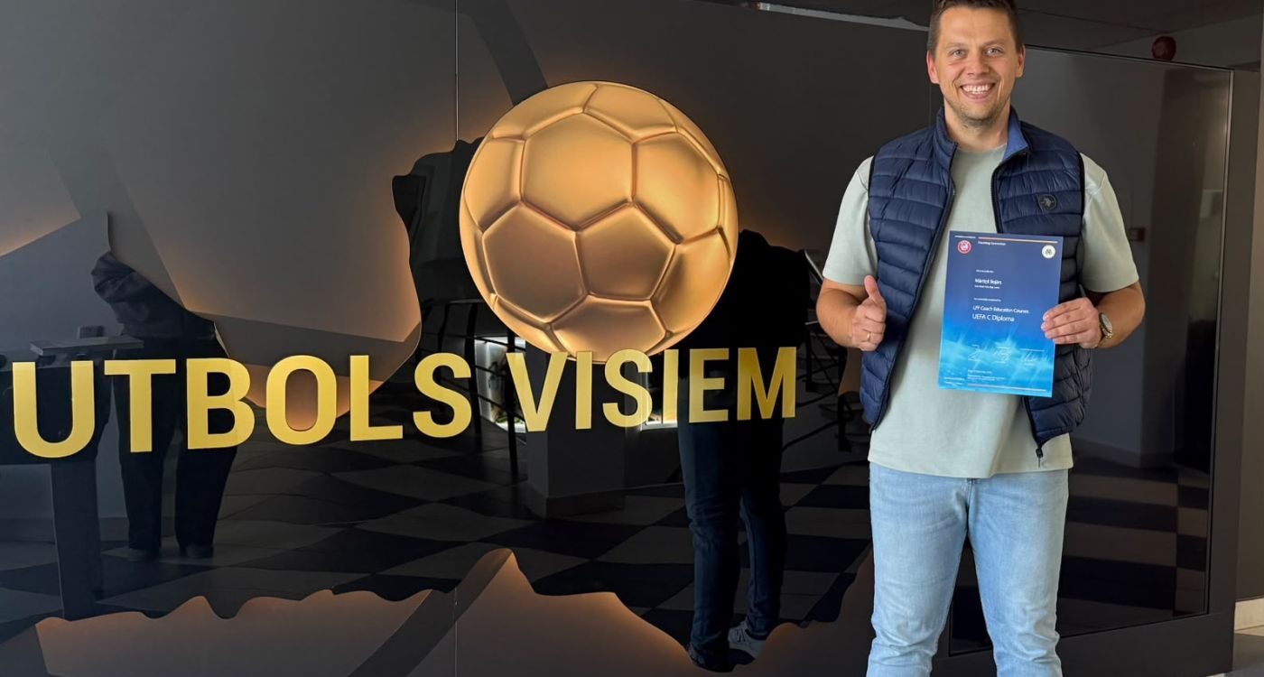 Iepazīstieties -  futbola treneris Mārtiņš Bojārs !