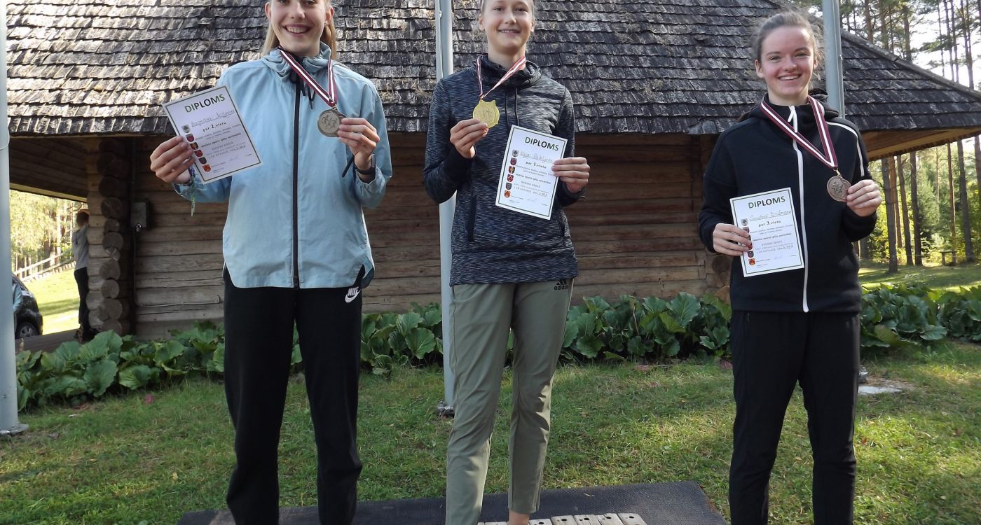 Skolu sacensības rudens krosā