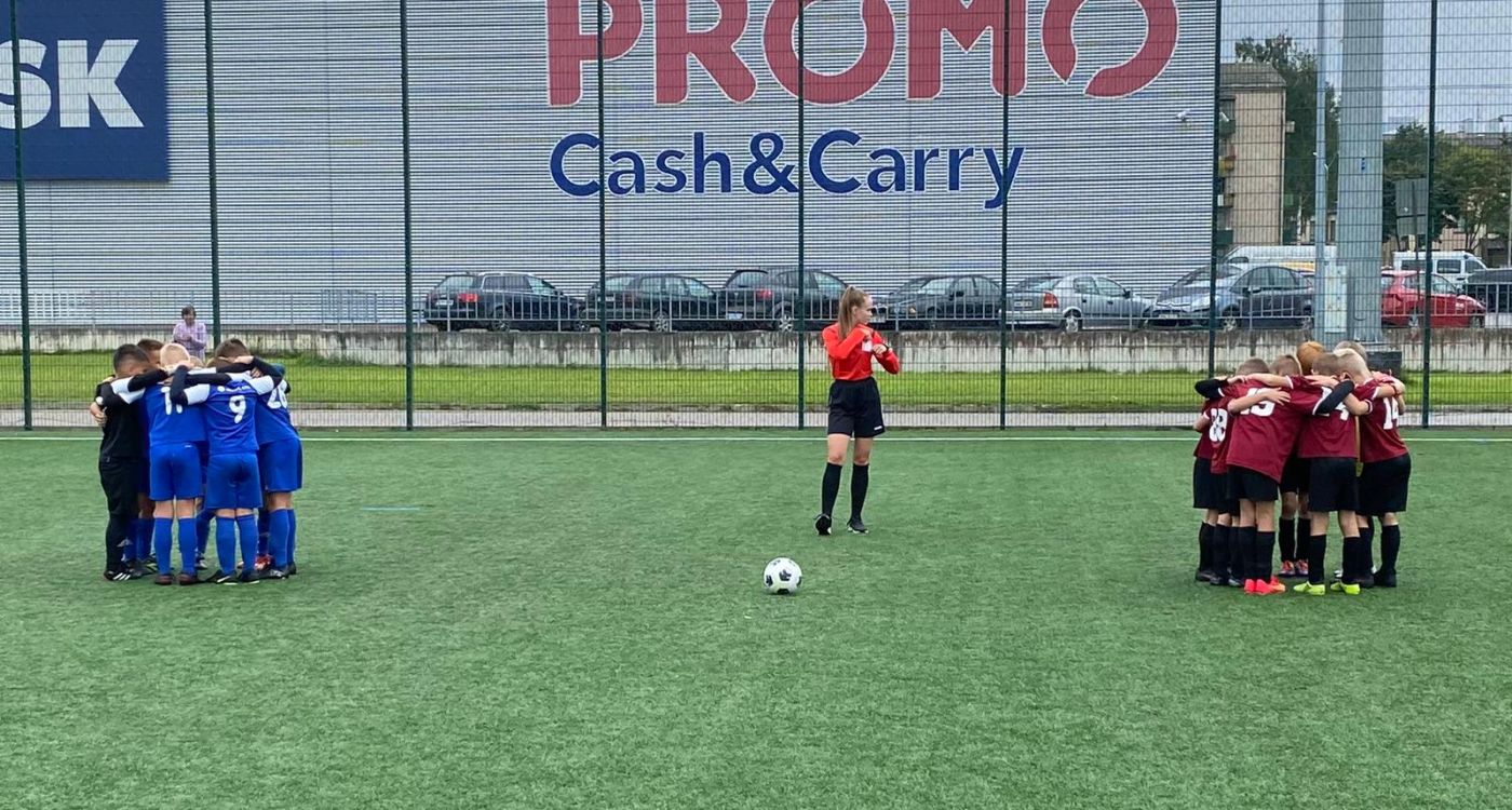 Vasaras futbola festivāli noslēgušies jaunākajiem futbolistiem