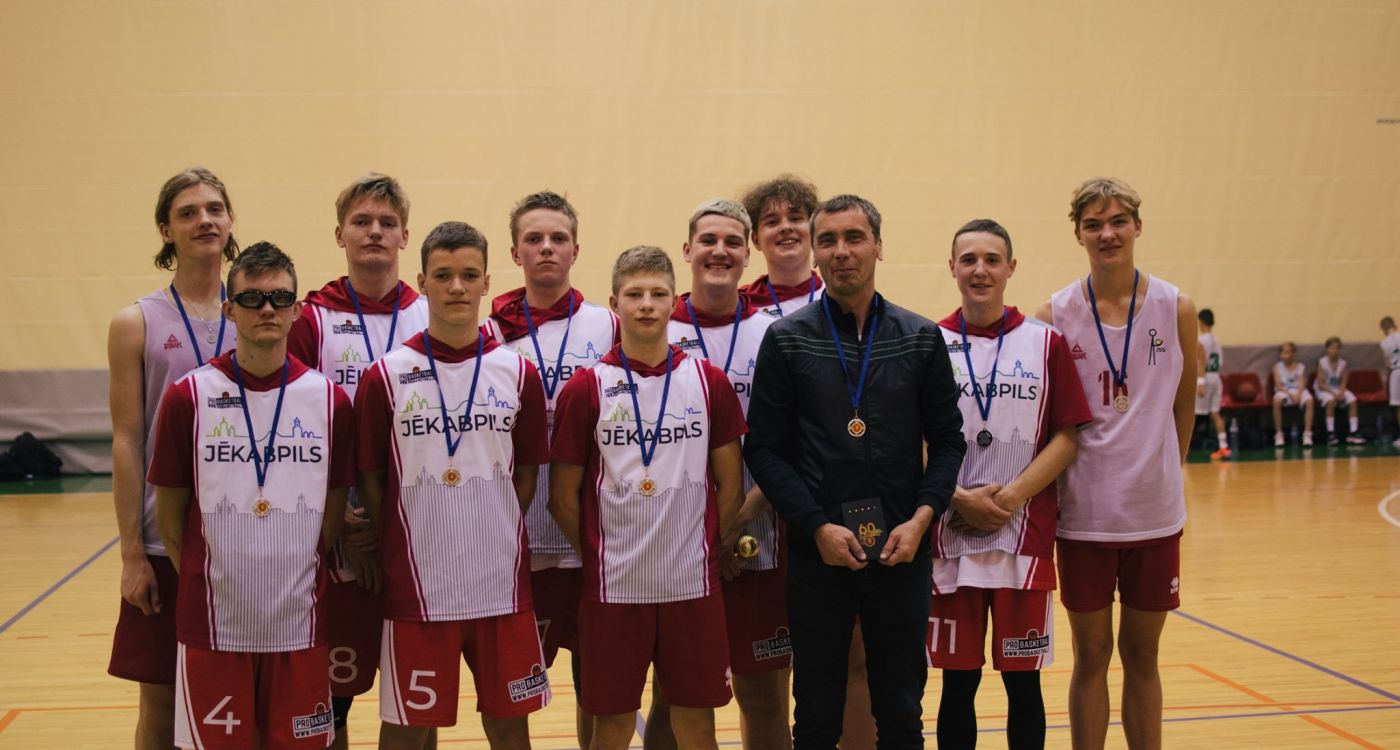 Ar uzvaru sākas Latvijas Jaunatnes basketbola līgas spēles