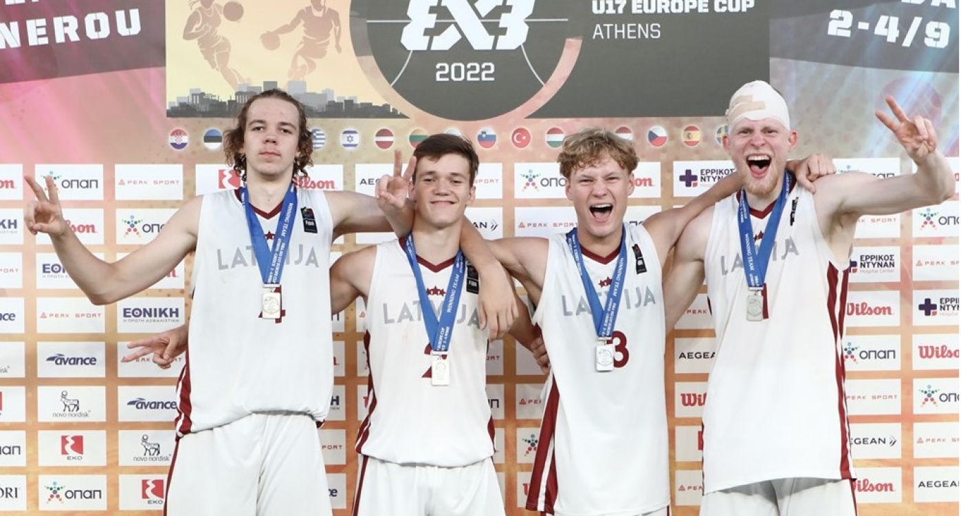 3x3: Latvijas U17 izlases puiši izcīna Eiropas U17 čempionāta sudrabu, sastāvā JĀNIS CENSONIS