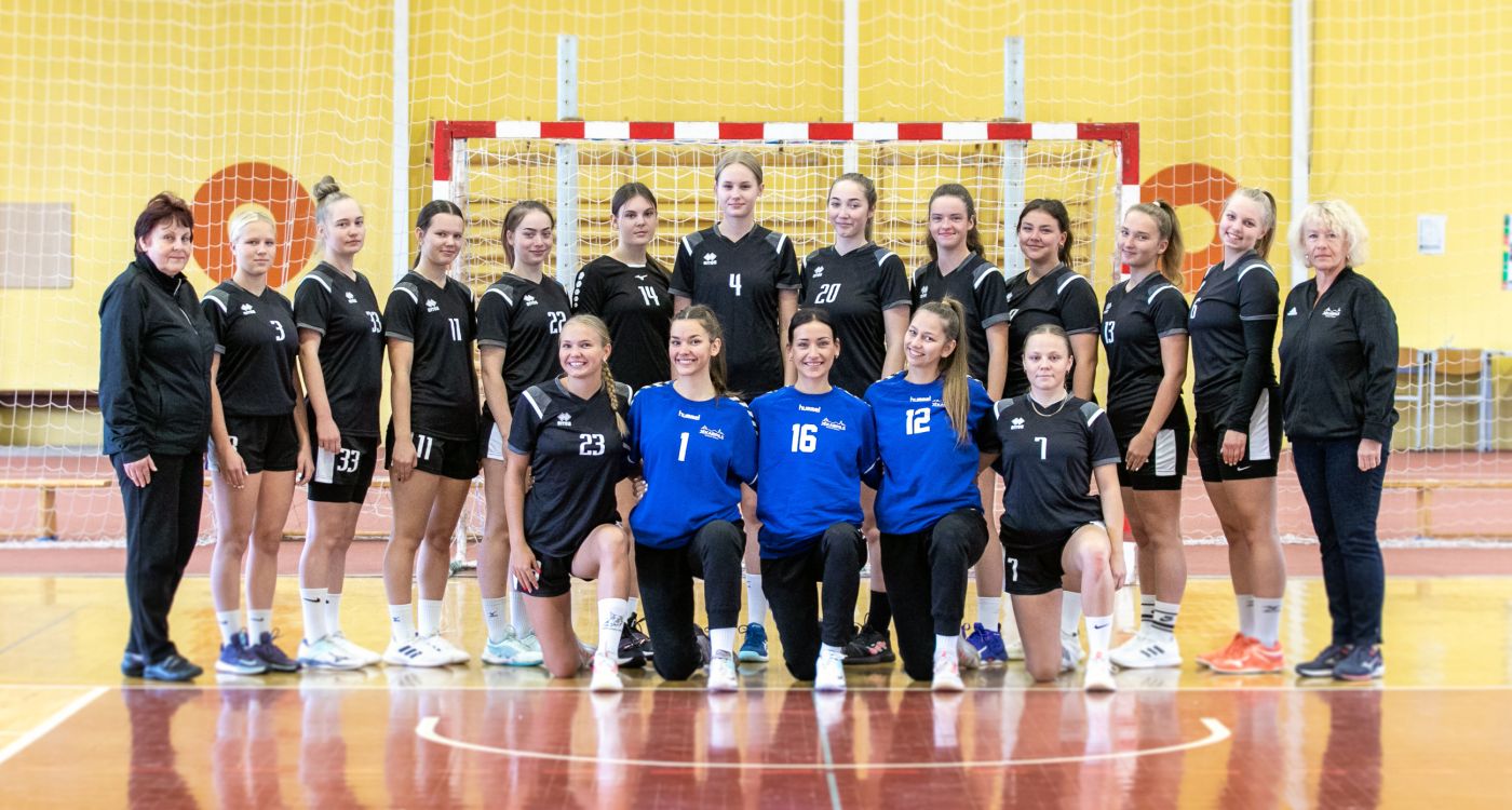 Jēkabpils SS handbolistes sīvā cīņā izcīna uzvaru pār REIR/Dobeles SS un atgūst vicelīderes pozīciju