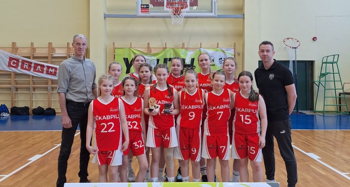 Basketbolistes uz Igauniju dodas pēc starptautisku sacensību pieredzes 