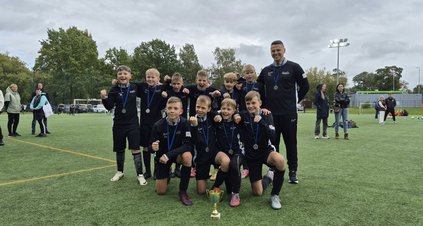 Jaunajiem futbolistiem panākumiem bagāta nedēļas nogale