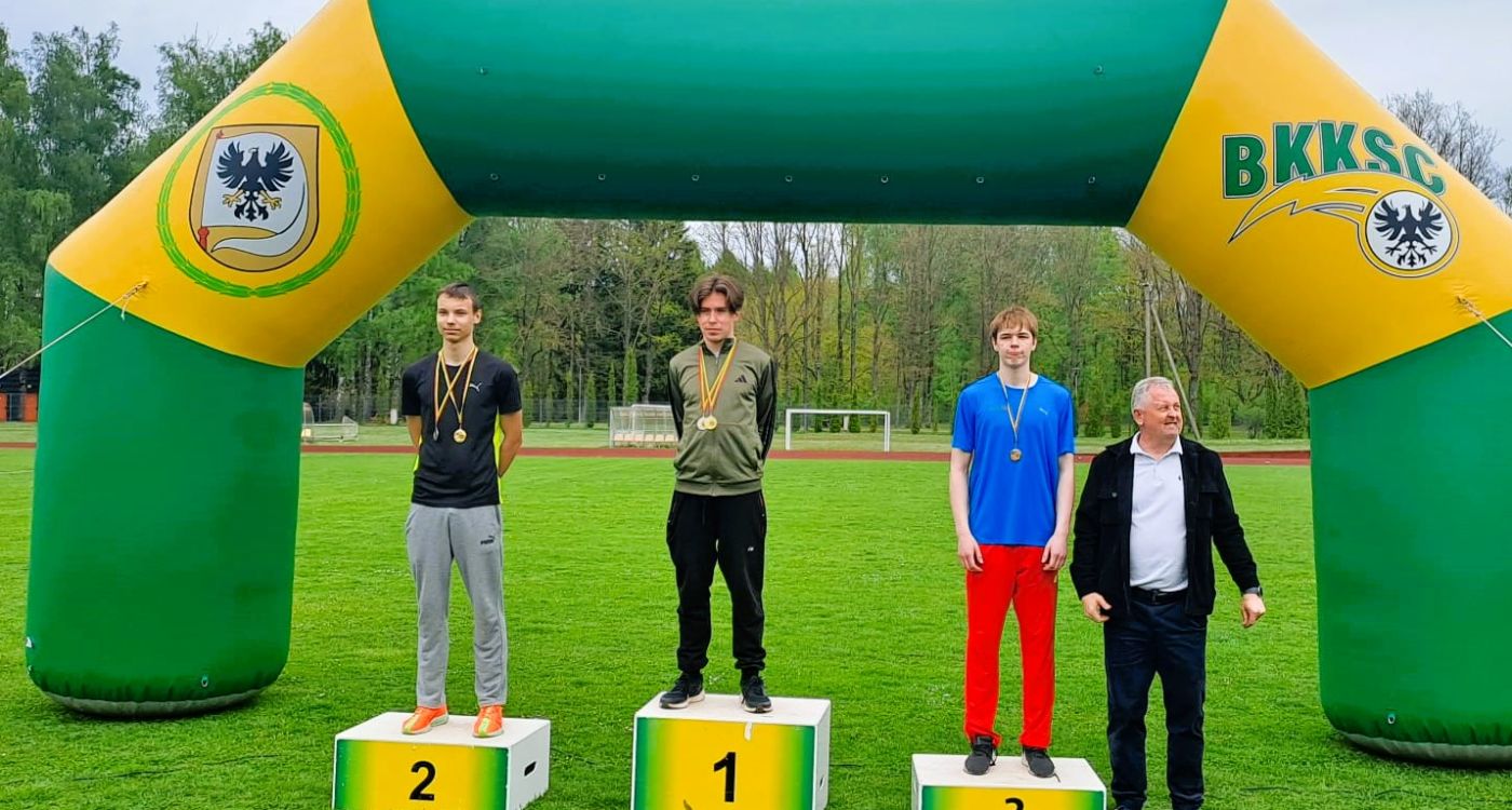 Vieglatlēti pārved godalgas no Lietuvas