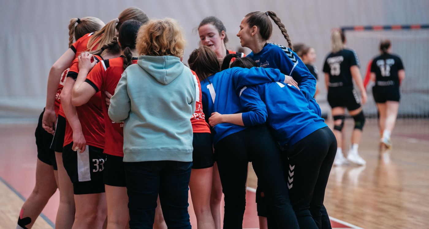 Handbolistes uzvar Latvijas Jaunatnes čempionātā