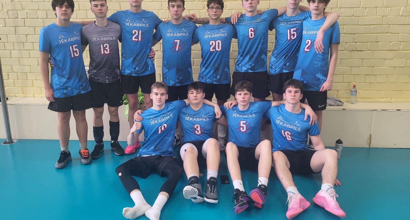 U17 volejbolisti aizvada spēles Daugavpilī