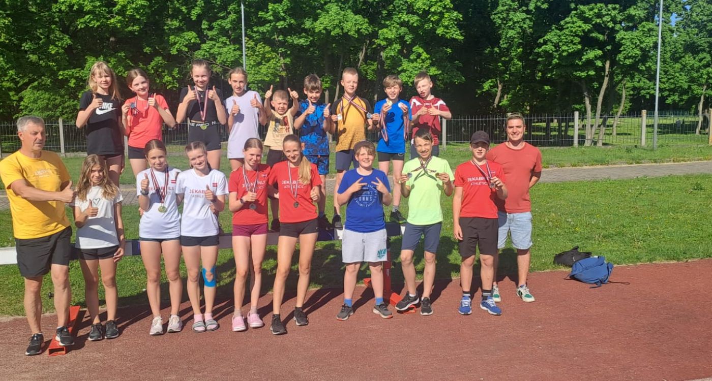 No Daugavpils pārved sešpadsmit medaļas