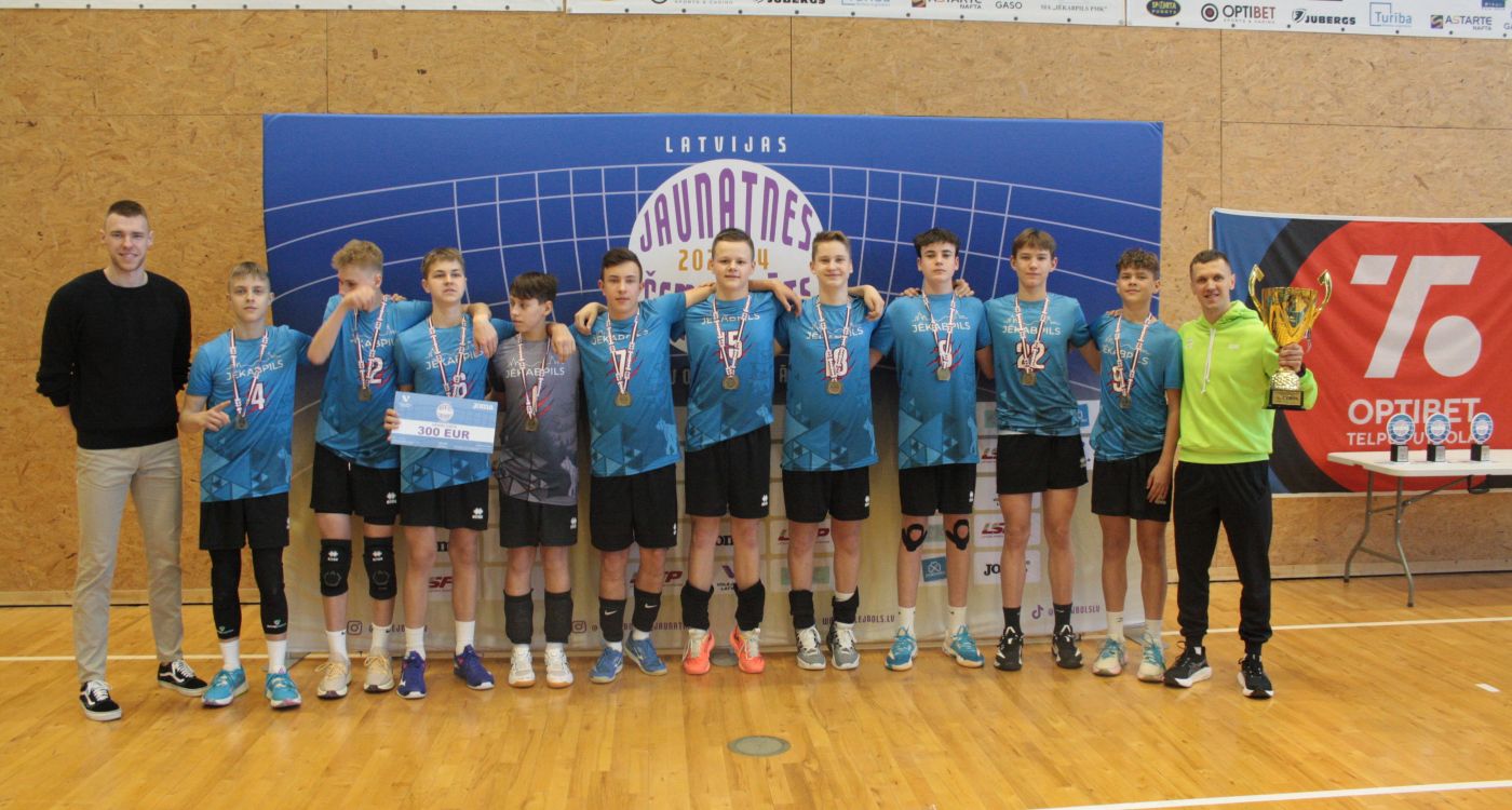 Volejbolisti- Latvijas Jaunatnes čempioni