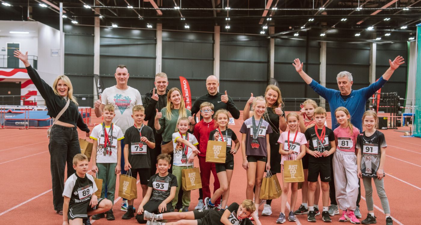 Jaunākie vieglatlēti atklāj Sportland jaunatnes kausa ziemas sezonu