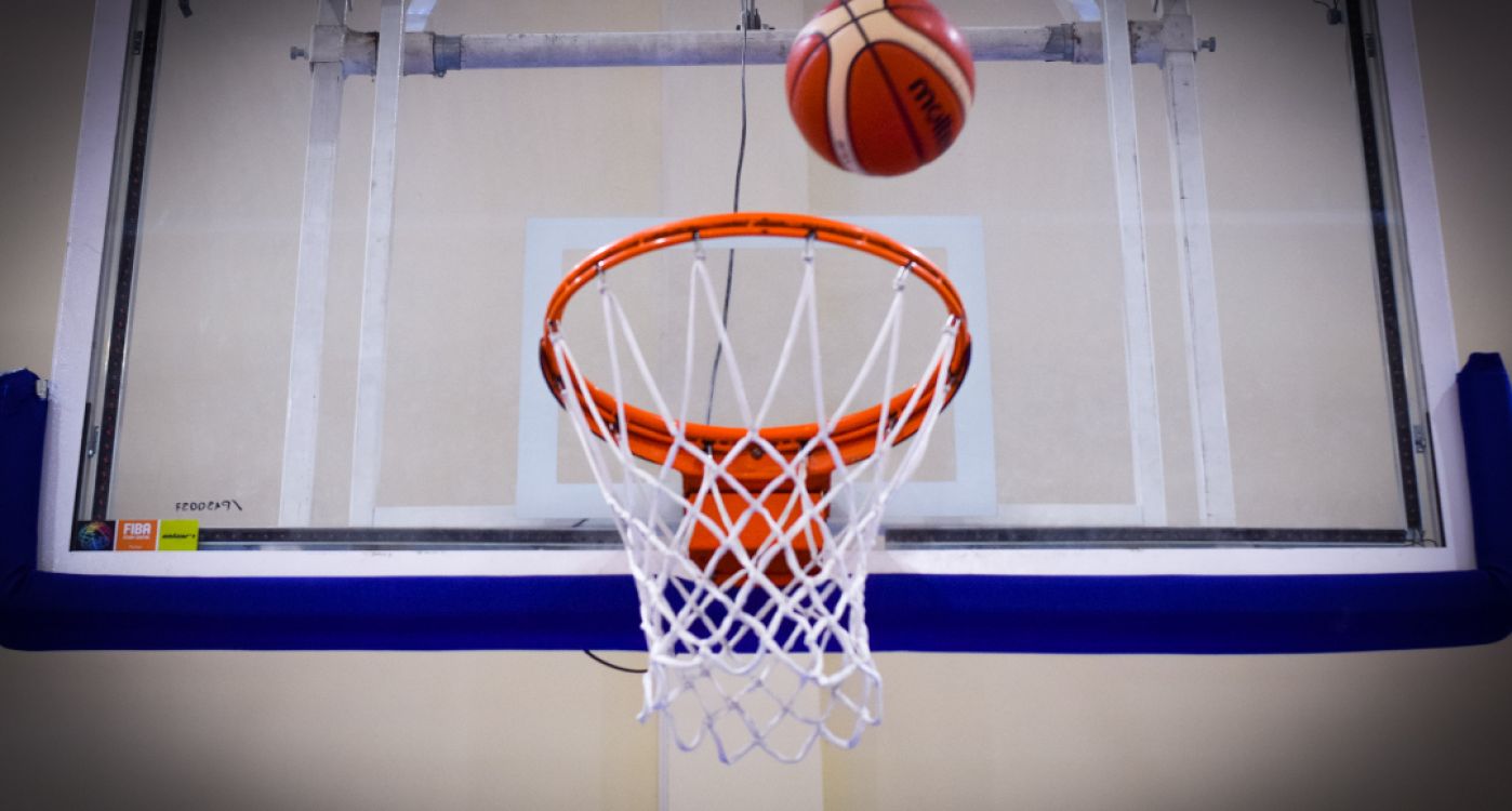 Basketbolisti svin uzvaras