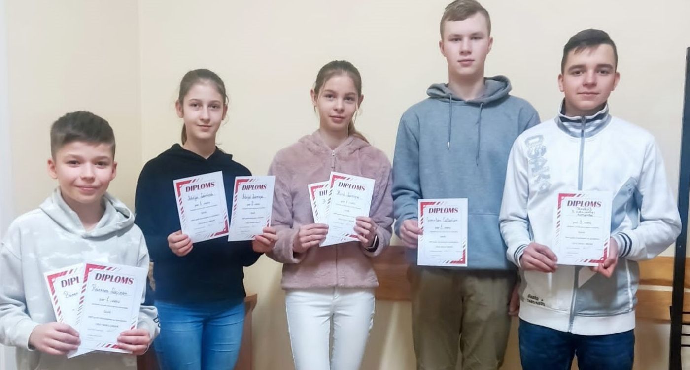 Skolu sporta sacensības šahā