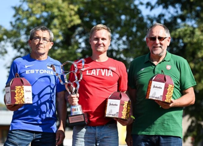 Latvijas izlases jaunieši triumfē Baltijā