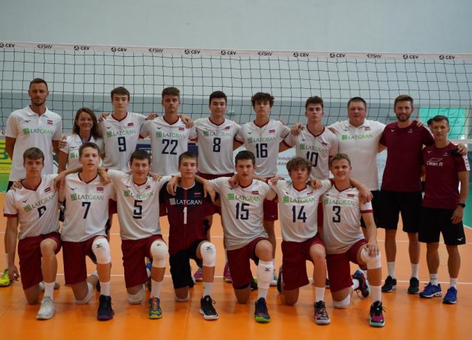 Veiksmīga debija Eiropas U-17 čempionātā