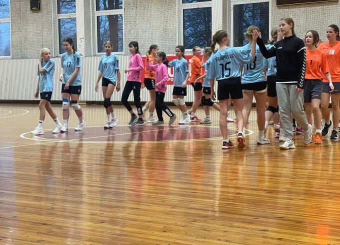 Handbolā pirmais sabraukums U14 vecuma grupas komandai