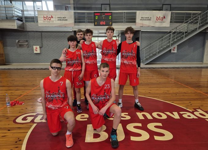  Basketbolisti atved godalgas