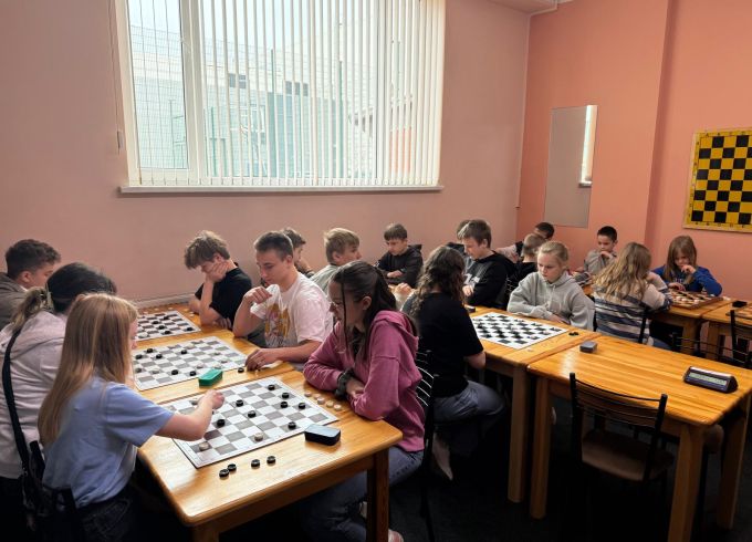 Aizvadītas dambretes sacensības starp Jēkabpils novada skolām