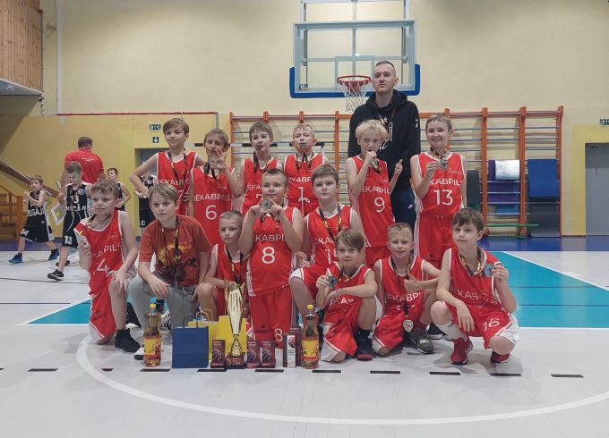  Jaunākie basketbolisti no Balviem atgriežas ar godalgām