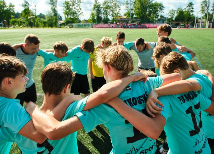 Futbolistiem nedēļas gaitā spēles no U8 līdz U15