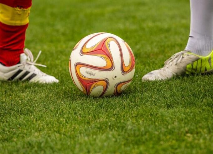 Futbolistiem divas uzvaras un viens zaudējums