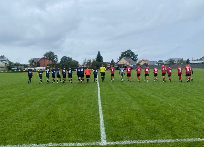 U14 futbolisti aizvada sabraukuma spēli vēju pilsētā