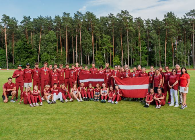 Jēkabpils Sporta skolas vieglatlēti Latvijas izlases sastāvā palīdz izcīnīt Baltijas U16 čempionu titulu