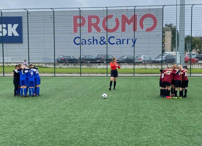 Vasaras futbola festivāli noslēgušies jaunākajiem futbolistiem