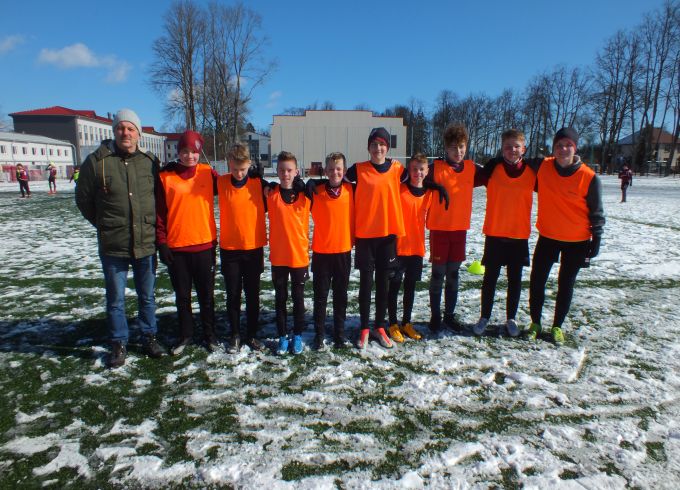 Skolu sporta sacensības futbolā