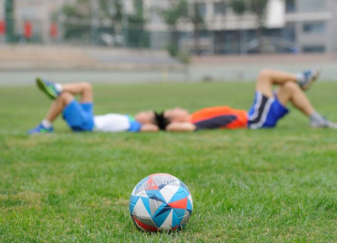 Futbolistiem nākas samierināties ar pretinieku pārākumu